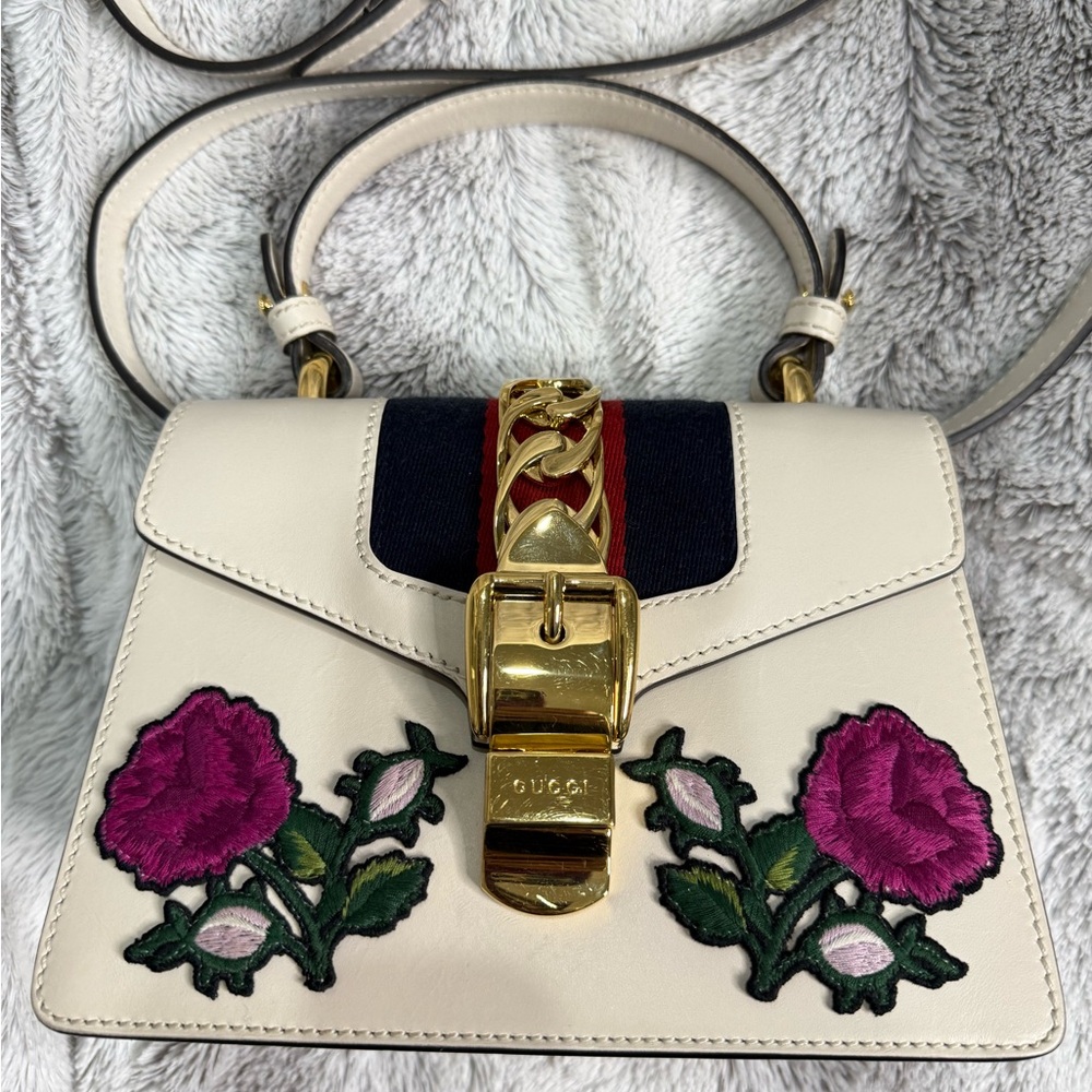 Gucci sylvie Cream Floral Embroidered handbag